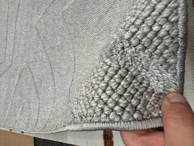 Dokulu spot halı yumuşak