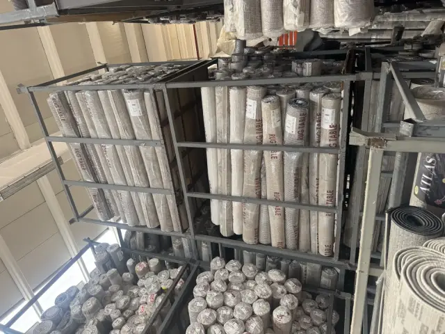Gaziantep spot halı deposu stok alanı 3