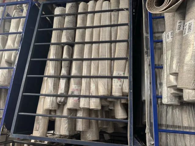 Gaziantep spot halı deposu stok alanı 5
