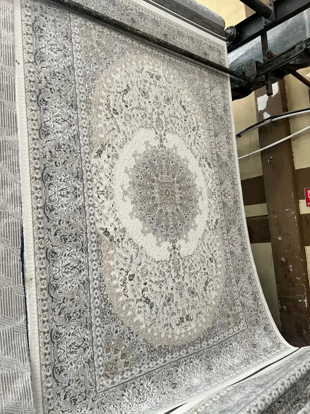 Klasik madalyonlu spot halı Gaziantep